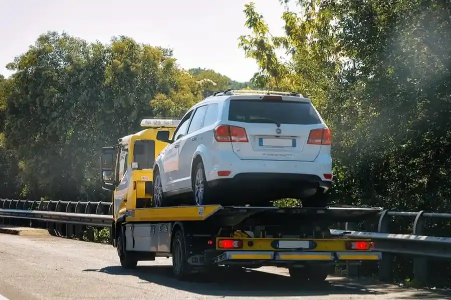How Flatbed Towing Can Prevent Further Damage To Your Car Phoenix AZ