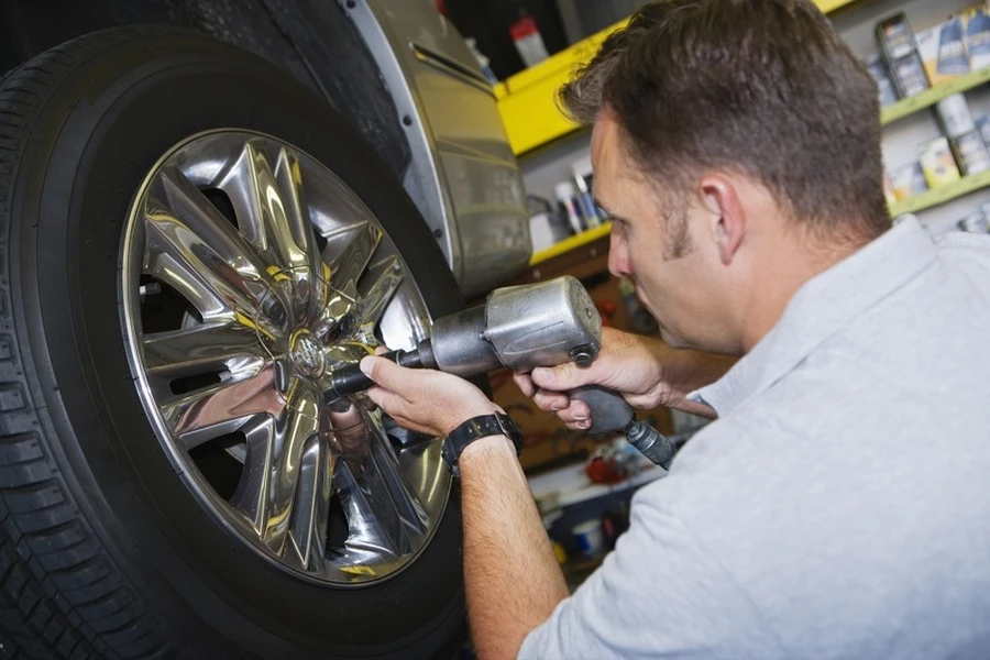 Premium Tire Change Phoenix AZ