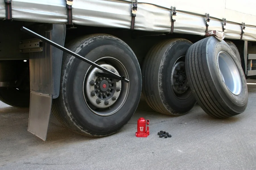 The Importance Of Regular Tire Inspections For Safety in Phoenix AZ